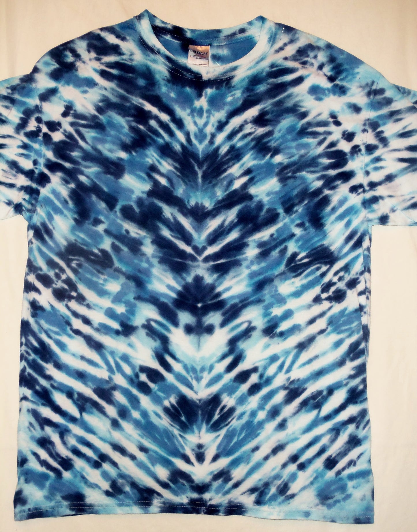 Blues V shibori