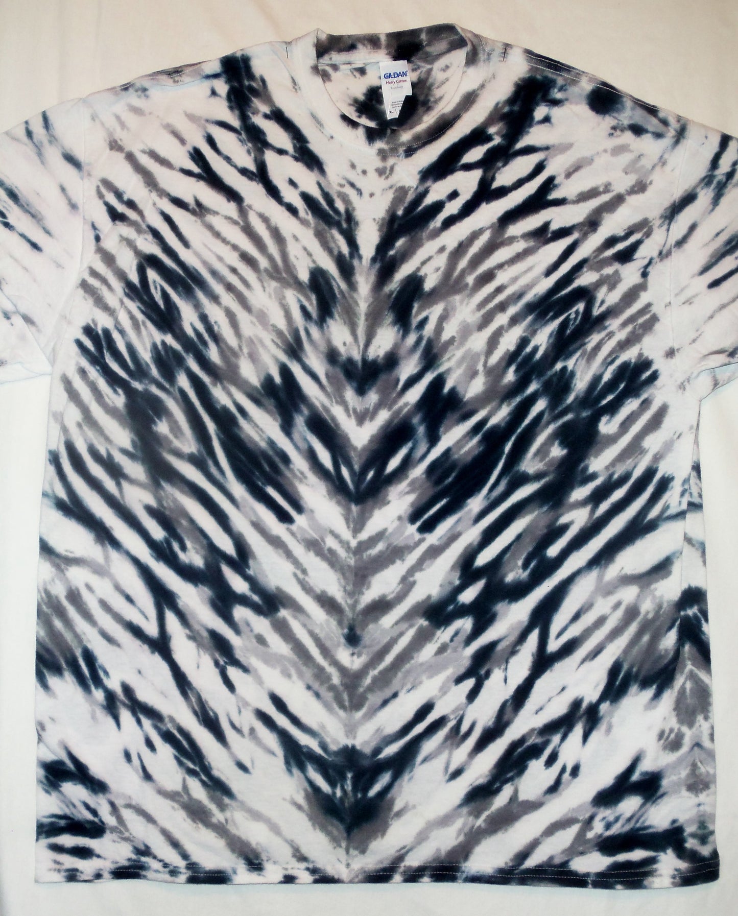 Grays/black V shibori