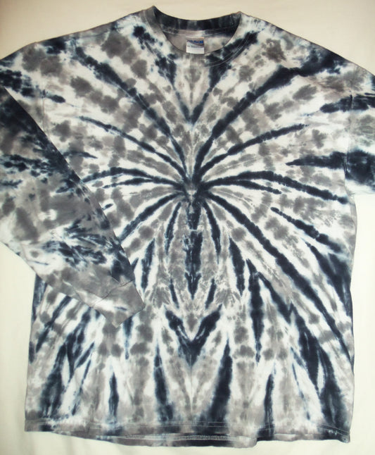 Grays/black spider